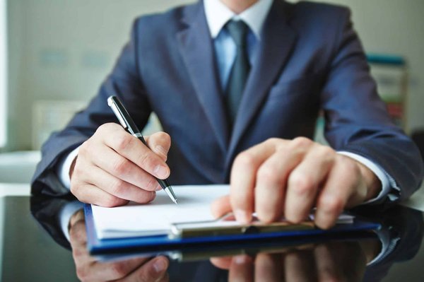 Comment implémenter une solution efficace de signature électronique pour un cabinet d'avocats en ligne?